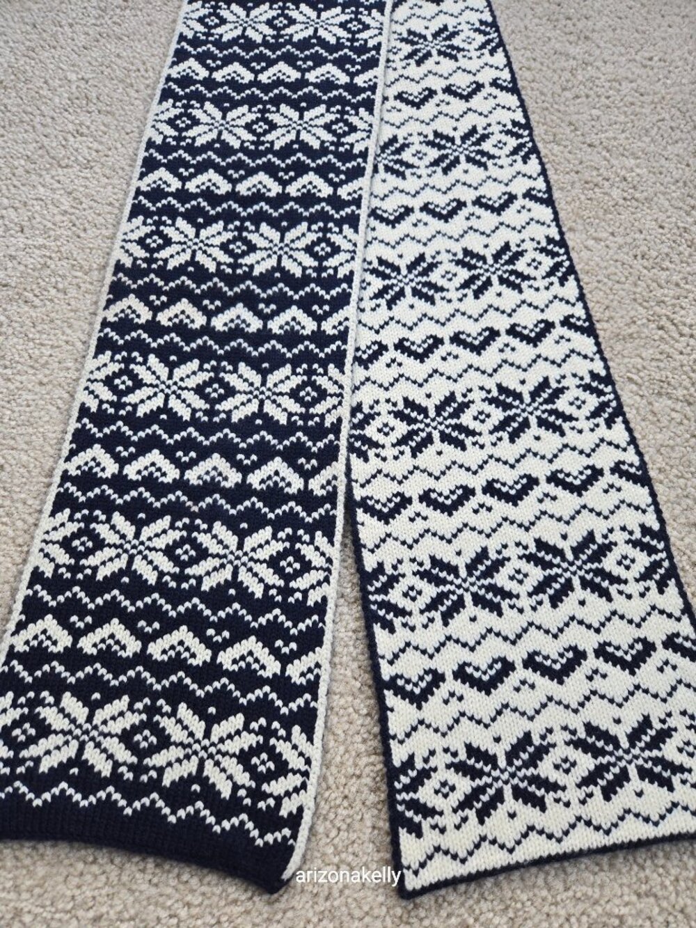Hawico Wool/Cashmere Thick Knit Scarf Hearts & Snowflakes Luxury Scotland - Picture 8 of 16